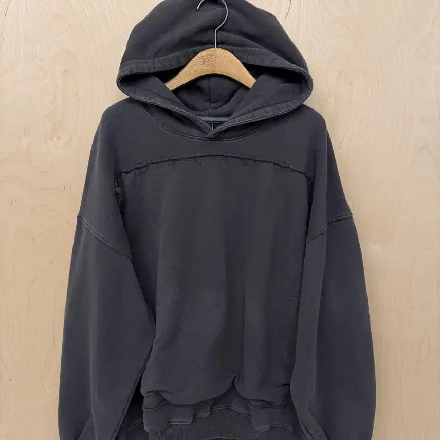 [BUNJANG] PARTIMENTO Pigment Layered Hoodie Charcoal / PARTIMENTO 피그먼트 레이어드 후드티 차콜