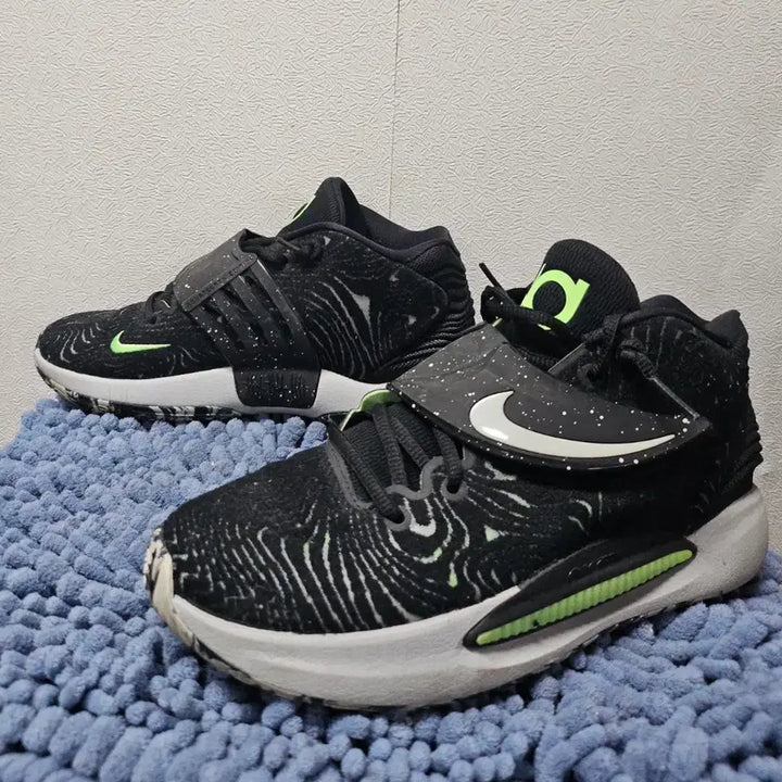[BUNJANG] Nike KD 14 EP Art Energy / 나이키 KD 14 EP 아트 에너지  260