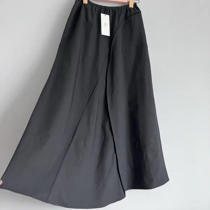 [BUNJANG] Hautte Long Skirt for Formal Occasions / 하우트 hautte 새상품 롱치마 , 하객룩