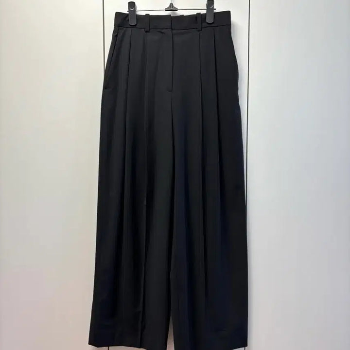 [BUNJANG] Cos Two-Tuck High-Waist Slacks Pants / Cos 코스 투핀턱 슬랙스 팬츠