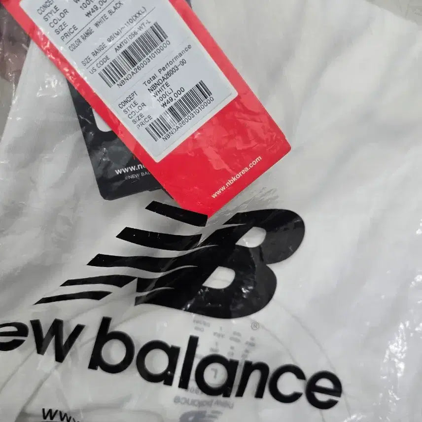 [BUNJANG] New Balance Long Sleeve T-Shirt White L / 뉴발란스 긴팔 티셔츠 화이트 100  L