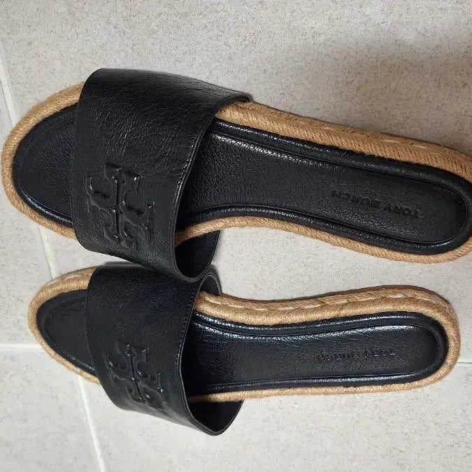 [BUNJANG] Tory Burch Leather Slippers Size 7 (240mm) / 토리버치 슬리퍼 새상품