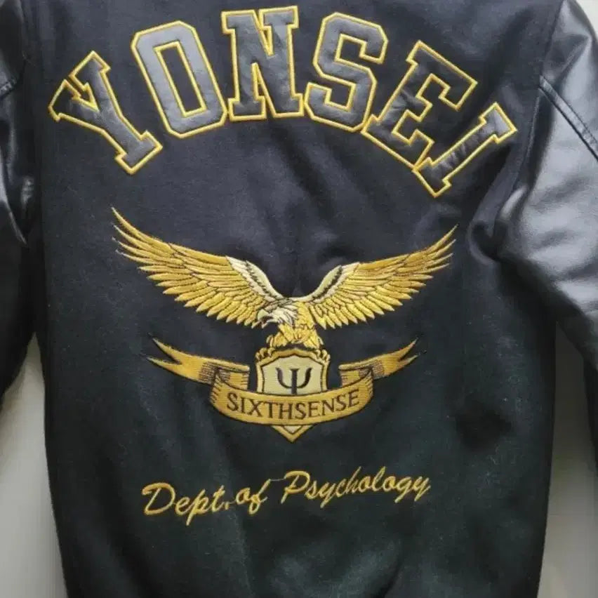 [BUNJANG] Yonsei University Varsity Jacket - Size S / 연대 과잠 s