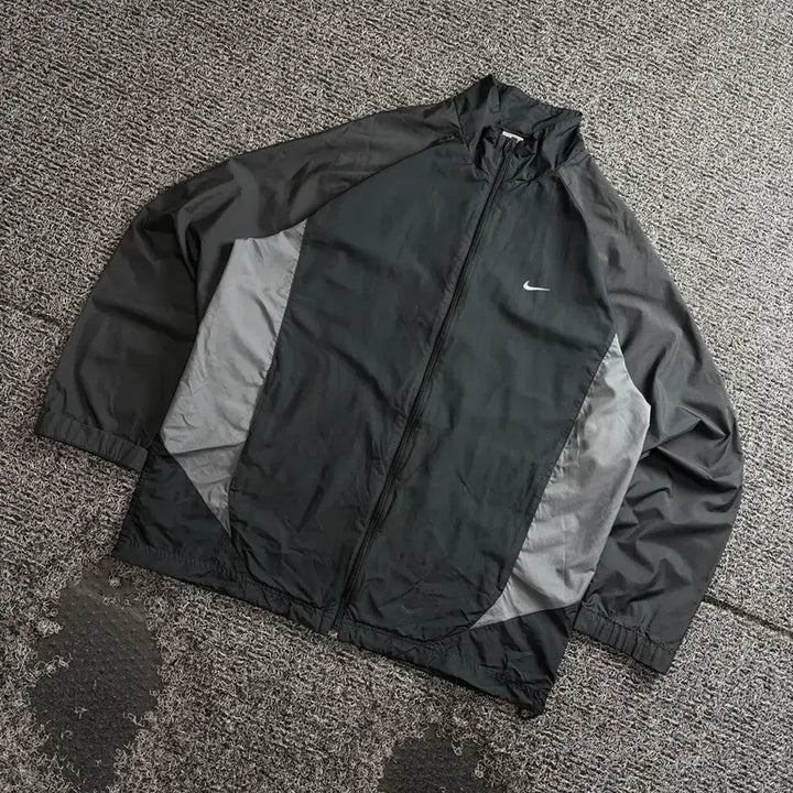 [BUNJANG] Nike Swoosh Old School Windbreaker Jacket XL / 나이키 스우시 올드스쿨 바람막이 자켓 4419