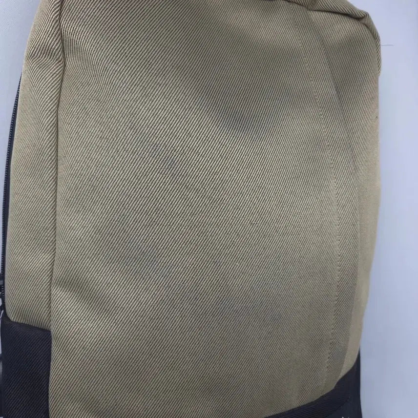 [BUNJANG] National Geographic Daypack Laptop Backpack / 내셔널지오그래픽 데이백 노트북 백팩 가방