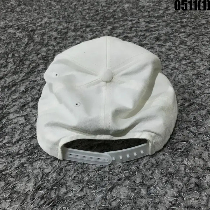 [BUNJANG] MLB LA Dodgers White Ball Cap Hat / MLB LA 다저스 화이트 볼캡 모자