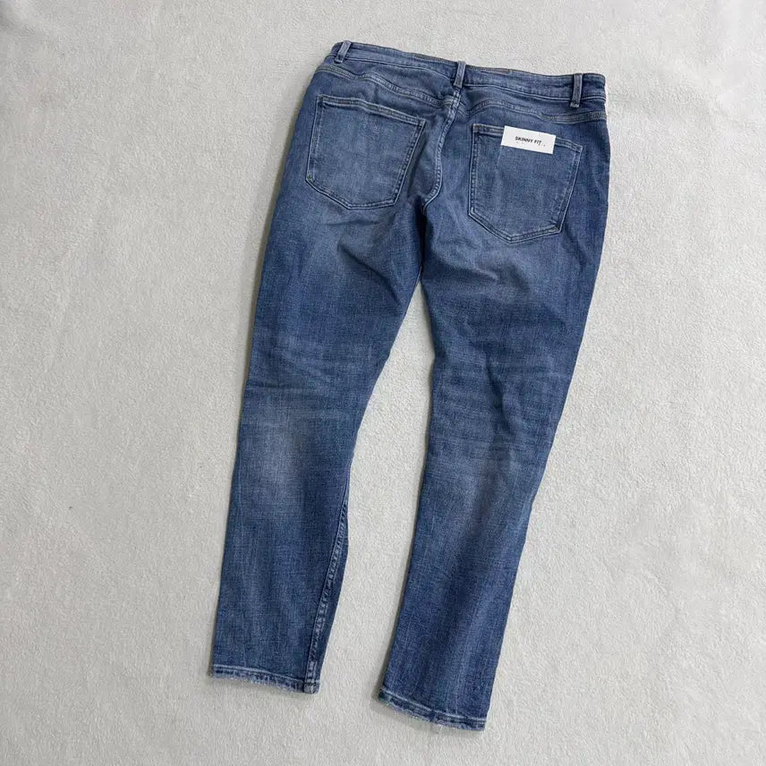 [BUNJANG] Zara Distressed Denim Pants New / 46 새상품 자라 데미지 데님팬츠 0427T