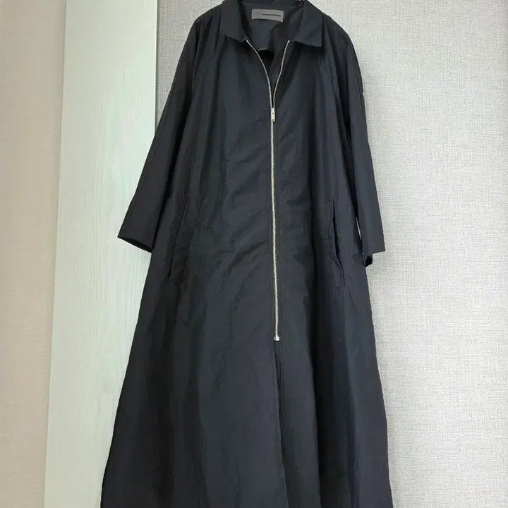 [BUNJANG] DEMOO Black Lightweight Long Outerwear / DEMOO 블랙 바스락 롱아우터