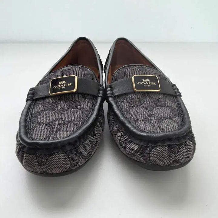 [BUNJANG] Coach Signature Jacquard Mona Driver Loafers Smoke Coral Black Size 240 / [240]코치 시그니처 자카드 모나 드라이버 로퍼
