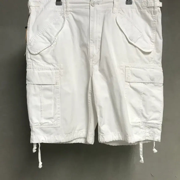 [BUNJANG] Polo Ralph Lauren White Cargo Shorts (Size 34) / 폴로 랄프로렌 화이트 카고 반바지 34