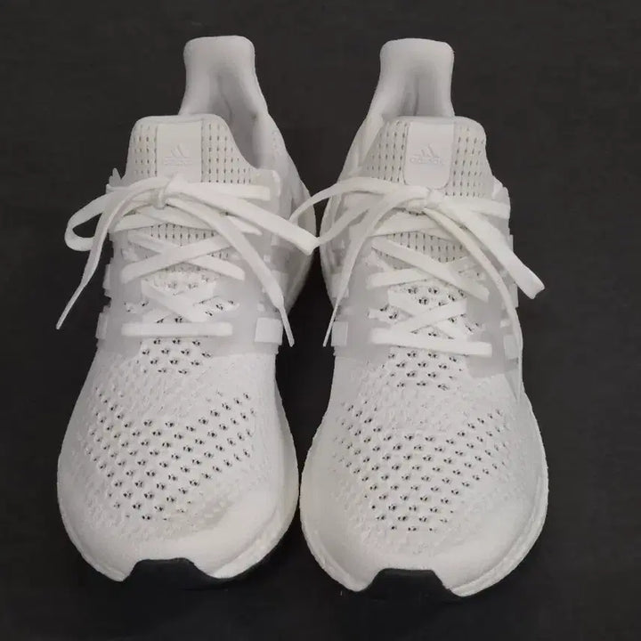 [BUNJANG] Adidas Ultraboost 1.0 Triple Black Running Shoes (250) / 아디다스 울트라부스트 1.0 트리플 (250)