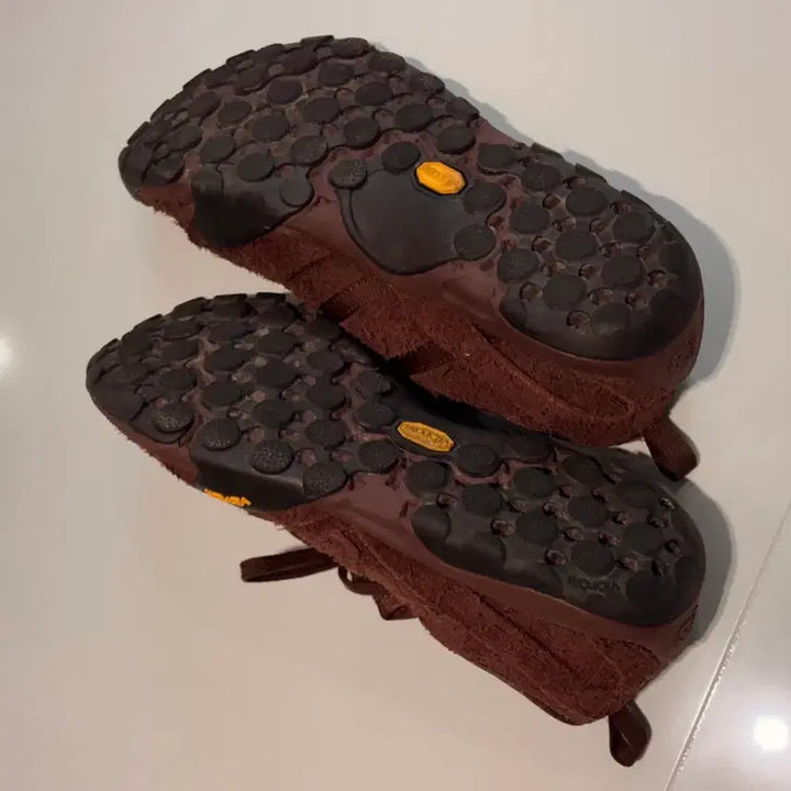 [BUNJANG] New Balance Minimus MT100 Rich Oak Sneakers (Size 250) / 뉴발란스 미니머스 MT100 리치 오크 (250)