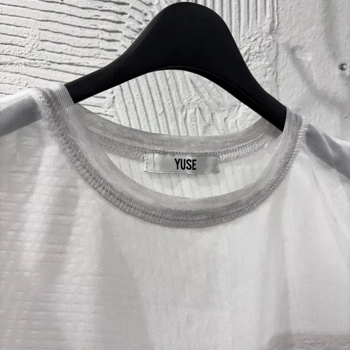 [BUNJANG] YOOZE Mesh Crop T-Shirt / 유즈 메쉬 크롭 티셔츠