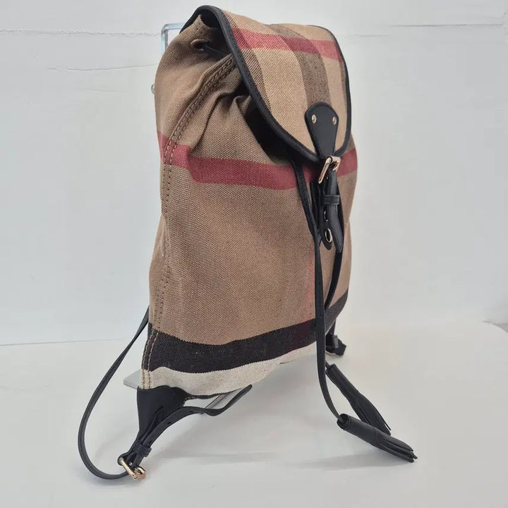 [BUNJANG] Burberry Canvas Medium Backpack 4012430 / [중고 명품 럭스올 울산점] 버버리 캔버스 미디엄 백팩 4012430