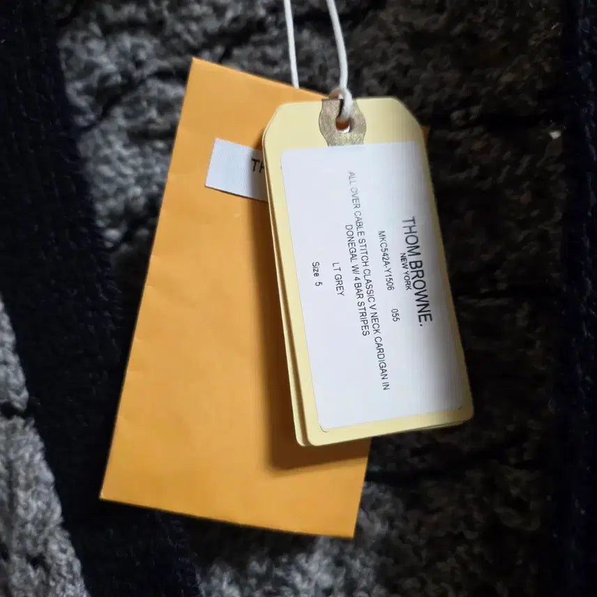 [BUNJANG] Thom Browne Cable Knit Cardigan (New) / 톰브라운 케이블 니트 가디건 새상품