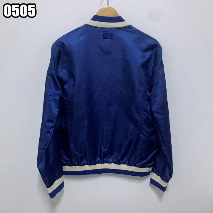 [BUNJANG] MLB New York Yankees Stadium Varsity Jacket / L MLB 뉴욕 양키즈 스타디움자켓 바시티자켓