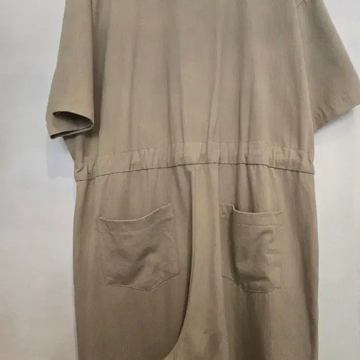 [BUNJANG] Beige Short-Sleeve Jumpsuit / 빅사이즈 베이지색 반팔 점프수트