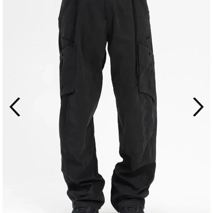 [BUNJANG] HYEIN SEO BLACK UTILITY PANTS Size 1 / 혜인서 BLACK UTILITY PANTS 1
