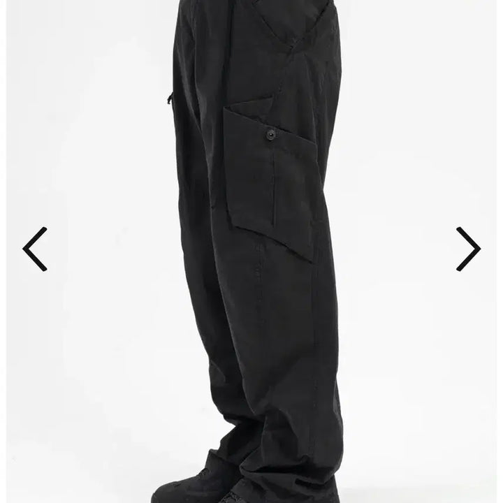 [BUNJANG] HYEIN SEO BLACK UTILITY PANTS Size 1 / 혜인서 BLACK UTILITY PANTS 1