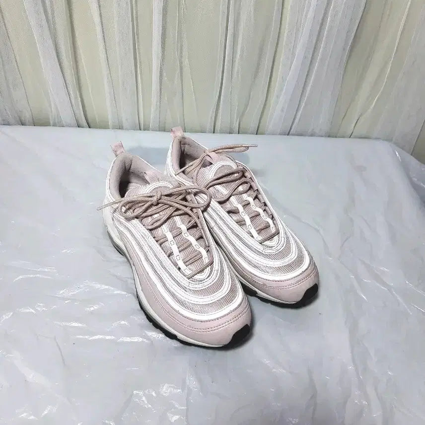[BUNJANG] Nike Air Max 97 Pink Sneakers (250) / 나이키 에어맥스 97 핑크 운동화250