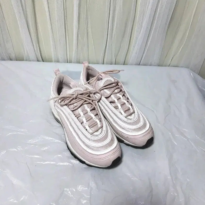 [BUNJANG] Nike Air Max 97 Pink Sneakers (250) / 나이키 에어맥스 97 핑크 운동화250