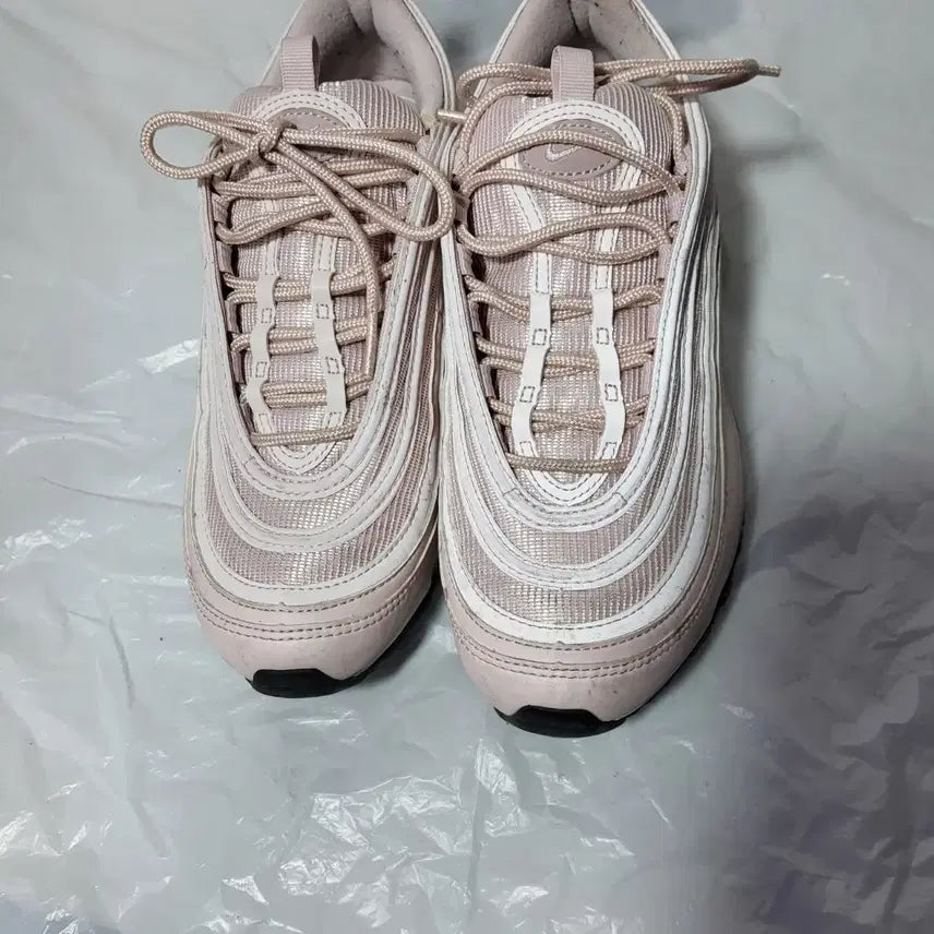 [BUNJANG] Nike Air Max 97 Pink Sneakers (250) / 나이키 에어맥스 97 핑크 운동화250