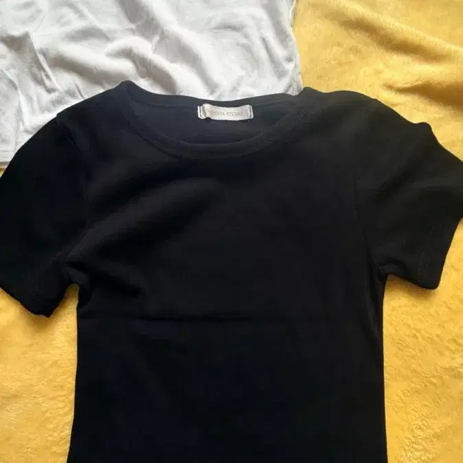 [BUNJANG] Basic White Short-Sleeve T-Shirt (3-Pack, Size 150) / 흰색 반팔 티셔츠 기본 면티 150사이즈 3개 10000