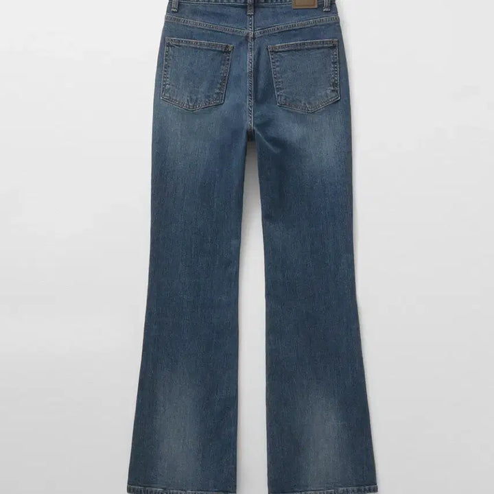 [BUNJANG] Mongdol Natural Semi Bootcut Denim Jeans (Blue, Size S) / 몽돌 내추럴 세미 부츠컷 데님 진 블루 S