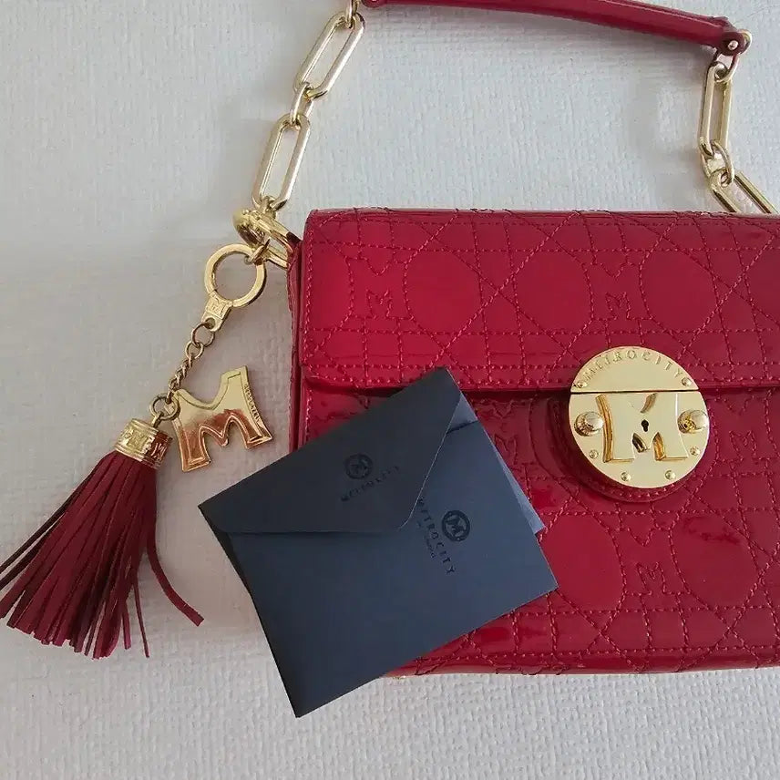 [BUNJANG] MCM Chain Shoulder Bag Red + Tassel / 메트로시티 체인 숄더백 레드 + 태슬