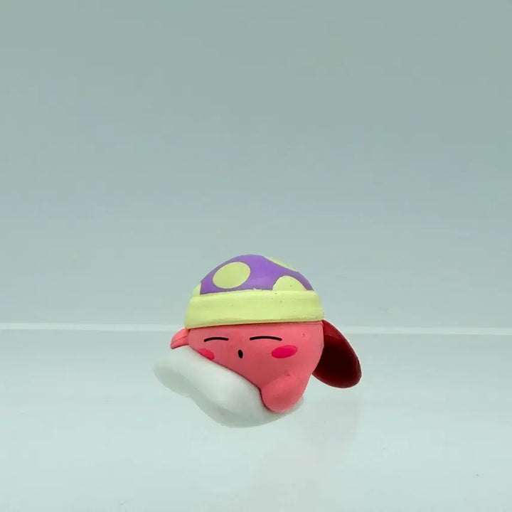 [BUNJANG] Kirby Hugcot Sleep Kirby Figure Gacha Capsule Toy / 별의커비 허그코트 슬립 커비 피규어 가챠 캡슐토이 (175)