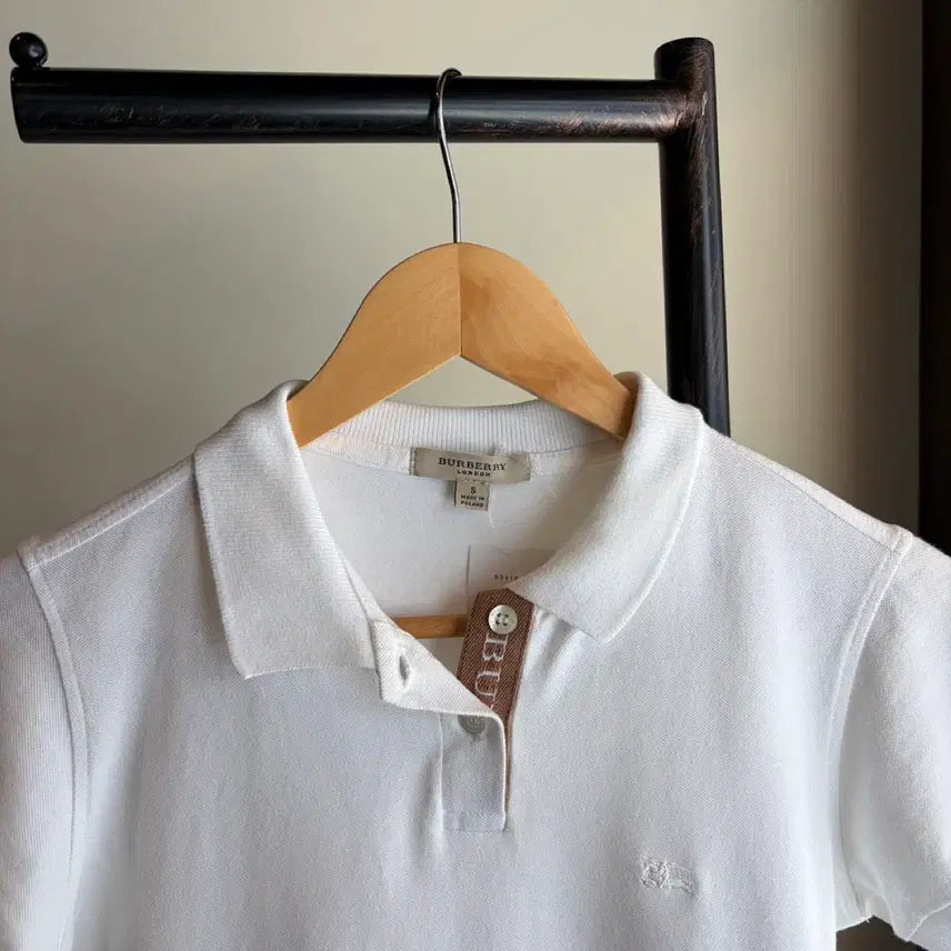 [BUNJANG] Burberry White Short Sleeve Polo T-Shirt / 16917 - 버버리 화이트 반팔 카라티