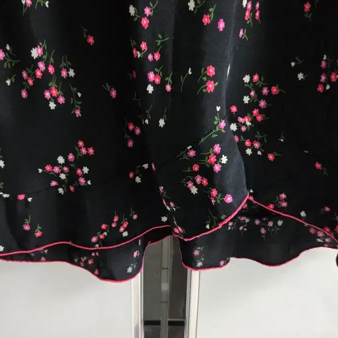[BUNJANG] OTTO Black Flower Skirt Free Size / OTTO 블랙 플라워 스커트 FREE