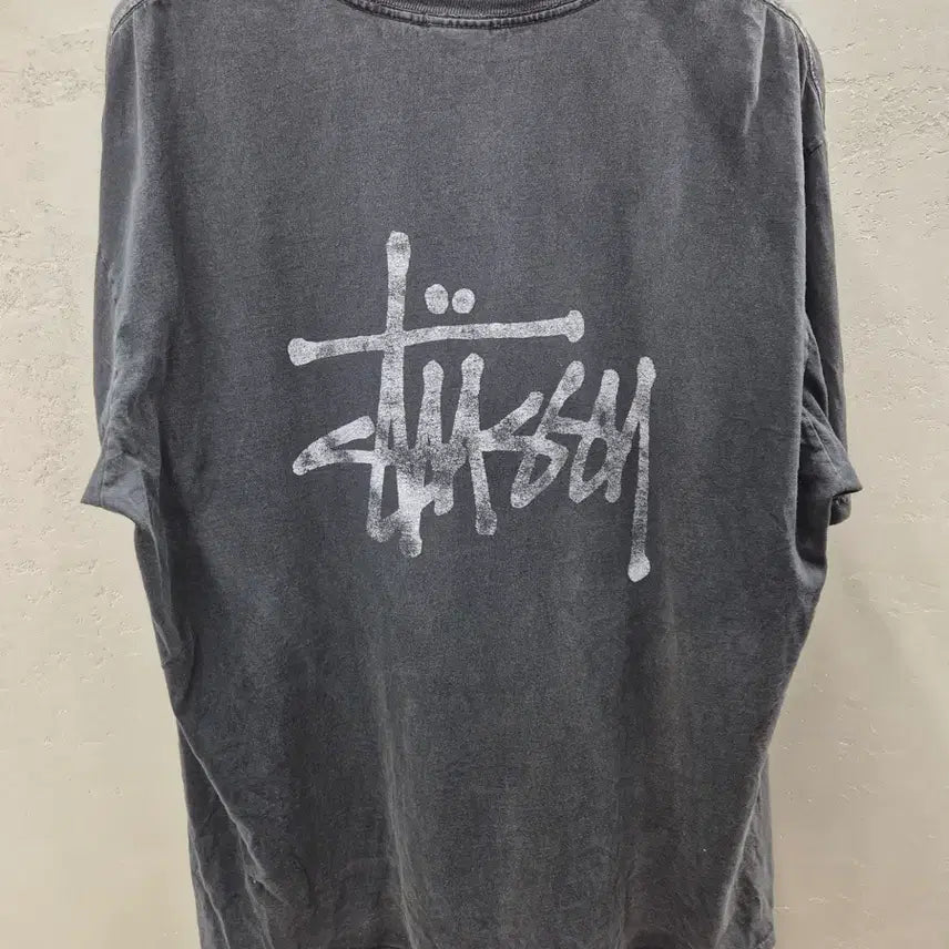 [BUNJANG] Stussy Basic Logo Short Sleeve T-Shirt Charcoal XL / 스투시 기본 반팔티 차콜 XL