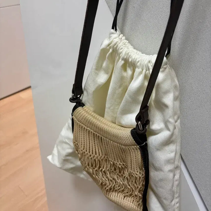 [BUNJANG] Lemaire Felt Mini Net Shoulder Bag Cream / 르메르 필트 미니 네트 숄더백