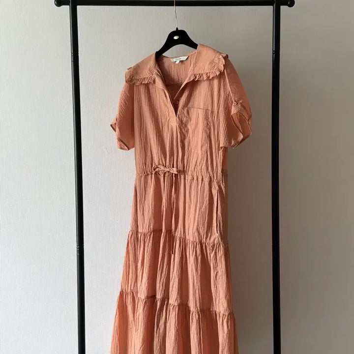 [BUNJANG] on&amp;on Frill Tiered Dress Peach / on&amp;on 온앤온 프릴 캉캉 원피스 피치 2021