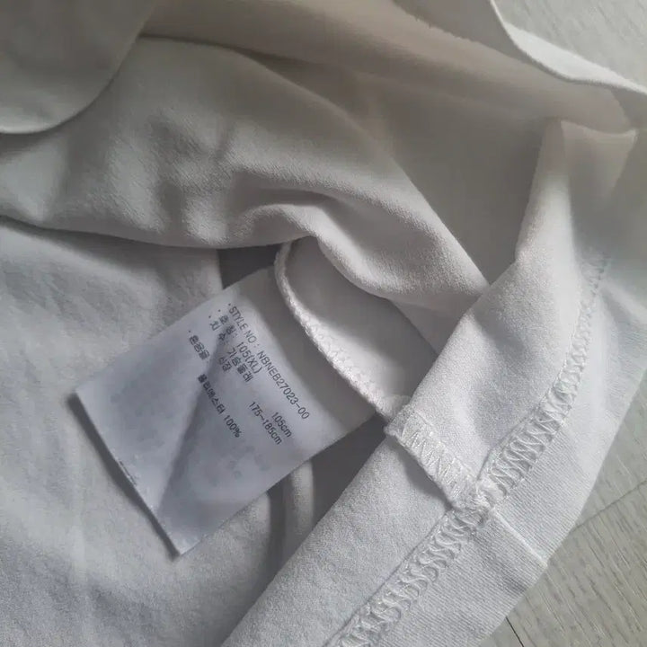 [BUNJANG] New Balance T-Shirt Size 105 / 뉴발란스 반팔티105