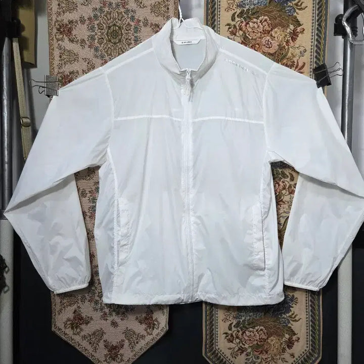 [SOLD OUT] M남여 탑텐 초경량 바람막이 자켓 상태A
