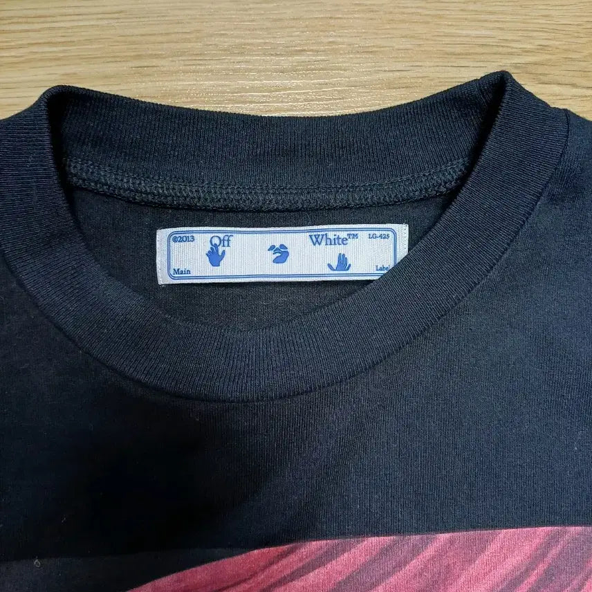 [BUNJANG] Off-White Caravaggio Short Sleeve T-Shirt / 오프화이트 카라바지오 반팔티 정품!남자100사이즈!상태 최상급!세탁완료!