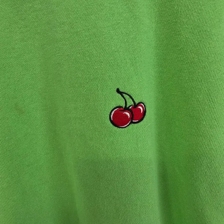 [BUNJANG] Cherry Embroidered Green Sweatshirt / 체리 자수 포인트 그린 맨투맨