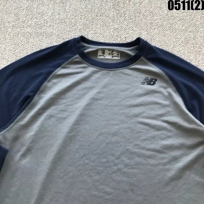 [BUNJANG] New Balance 7-Sleeve Raglan T-Shirt Grey/Navy L / 뉴발란스 7부 래글런 티셔츠 회색/네이비 L