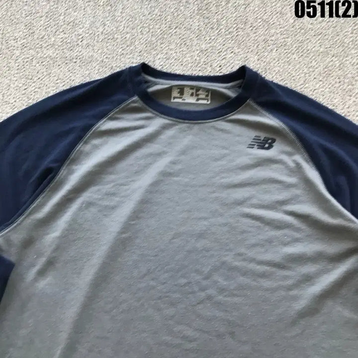 [BUNJANG] New Balance 7-Sleeve Raglan T-Shirt Grey/Navy L / 뉴발란스 7부 래글런 티셔츠 회색/네이비 L