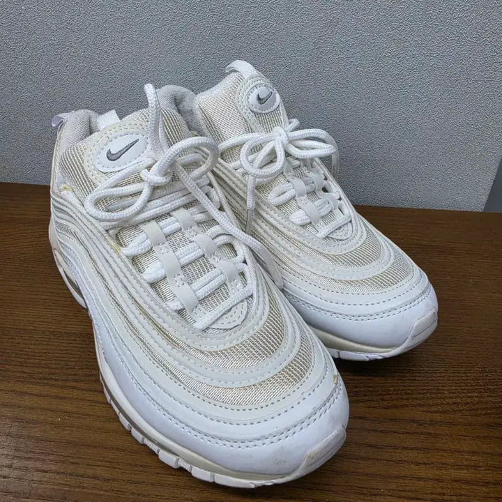 [BUNJANG] Nike Air Max 97 Triple White Sneakers (235mm) / 나이키 에어맥스97 트리플화이트