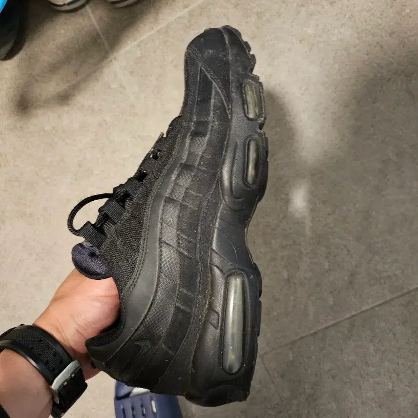 [BUNJANG] Nike Air Max 95 All Black Sneakers (280mm) / 나이키 에어맥스 95 올검 280 판매