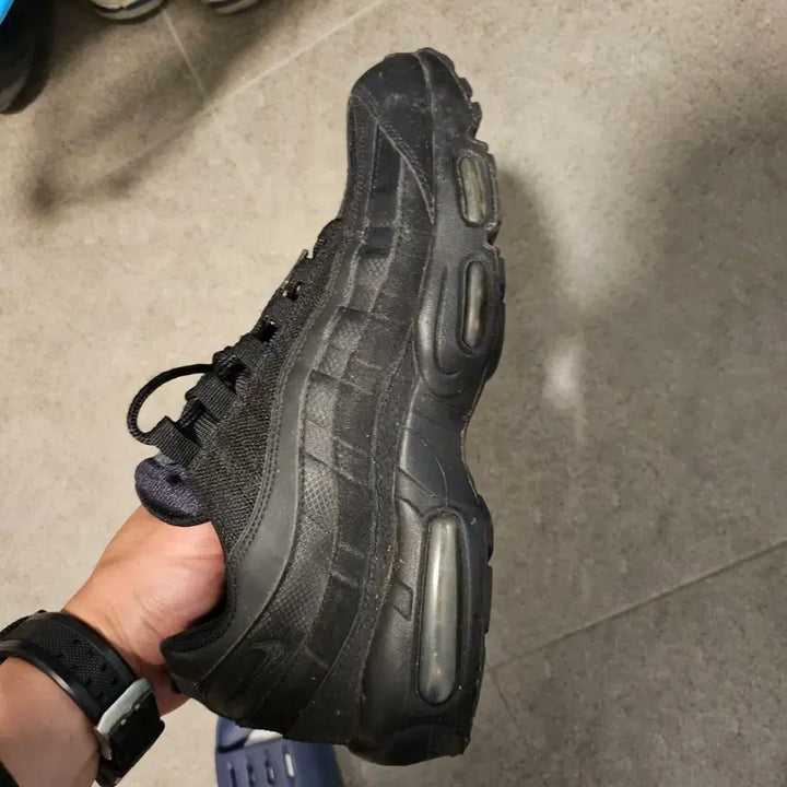 [BUNJANG] Nike Air Max 95 All Black Sneakers (280mm) / 나이키 에어맥스 95 올검 280 판매