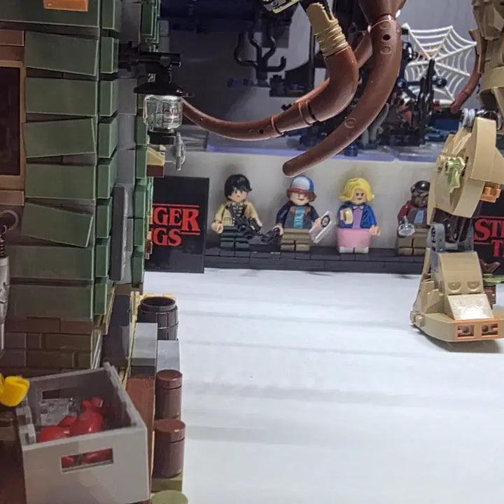 [BUNJANG] LEGO Stranger Things The Upside Down 75180 / 레고 기묘한 이야기 뒤집힌 집 75810