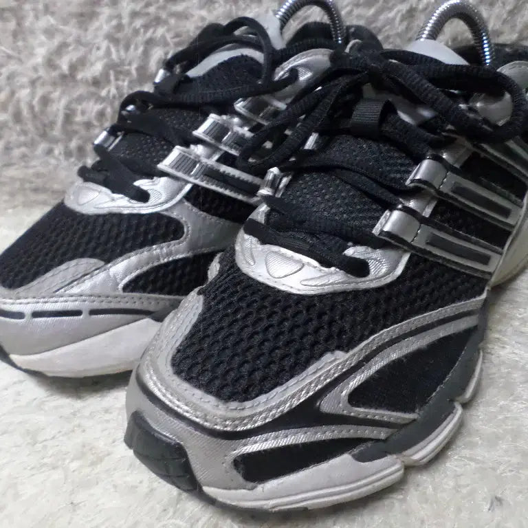 [BUNJANG] Adidas Supernova Cushion 7 Sneakers Black / 후루룩구제2 235 아디다스 슈퍼노바 쿠션7 운동화 블랙260511