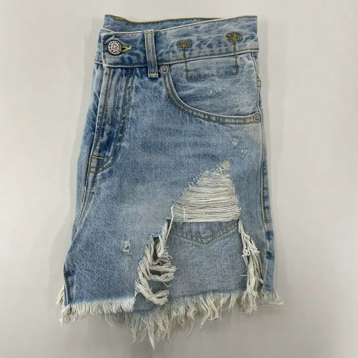 [BUNJANG] R13 Distressed Denim Shorts (Women&
