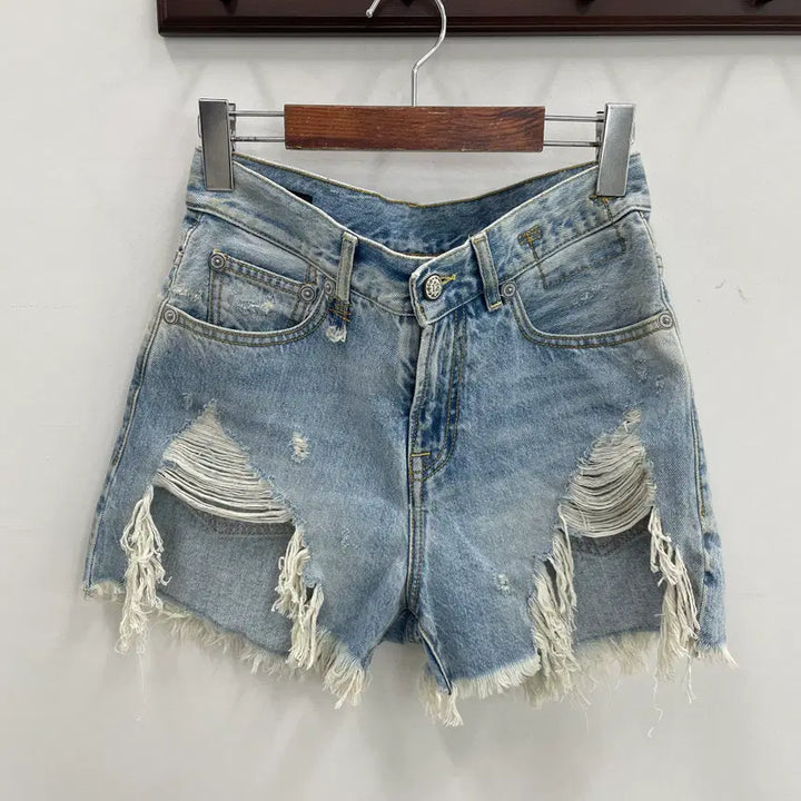[BUNJANG] R13 Distressed Denim Shorts (Women&