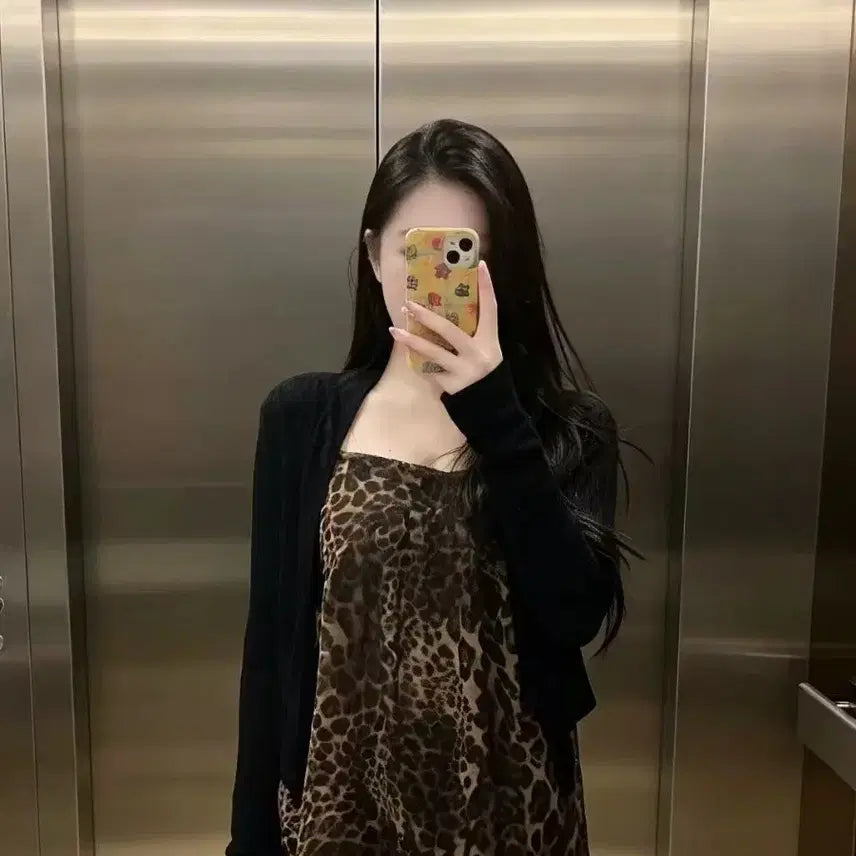 [BUNJANG] Leopard Print Camisole &amp; Black Cardigan Set / 레오파드 나시 + 블랙 가디건 세트