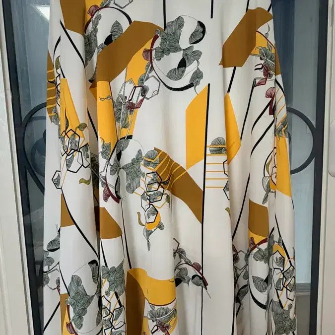 [BUNJANG] Patterned Long Skirt (Size M) / 패턴 롱 스커트 m사이즈